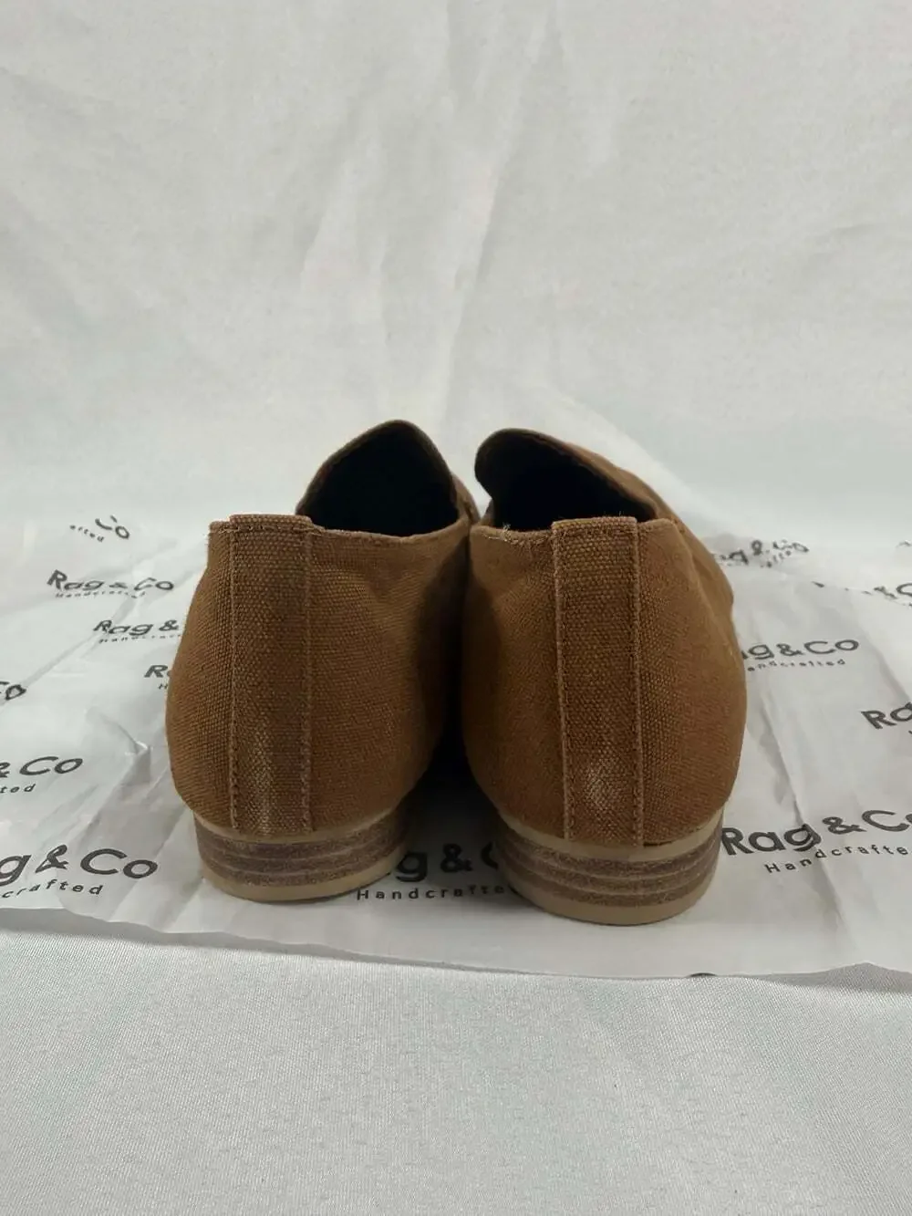 Rag & Co Bougie Tan Organic Canvas Loafers Size 9 NEW